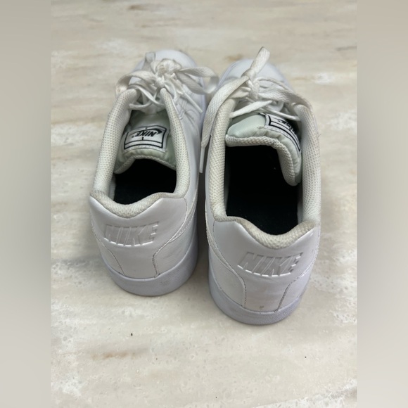 Nike Court Royale? White Sneakers - Picture 12 of 12